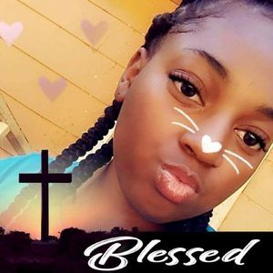 Meet your Posher, Arlaya